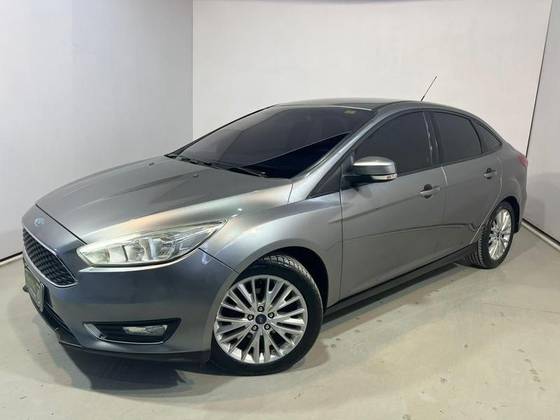 FORD FOCUS 2.0 SE 16V FLEX 4P POWERSHIFT FORD FOCUS 2.0 SE 16V FLEX 4P POWERSHIFT